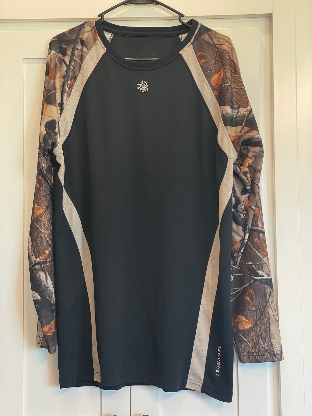 Legendary  Whitetails Camo L/S layering top Large Tall